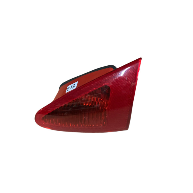 Fanale Posteriore Interno dx Alfa Romeo 147 Completo di Portalampada (Originale)