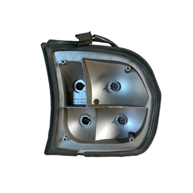Base Fanale Posteriore dx Peugeot 504 (Originale)