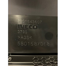 Griglia Paraurti Anteriore Nera Iveco Daily (Originale)