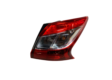 Fanale Posteriore Dx Nissan Pulsar (Originale Nuovo)