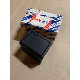 Posacenere su tunnel posteriore Fiat Tipo (Originale)